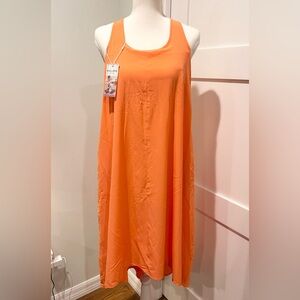 HALARA NWT Breezeful High-low Dress